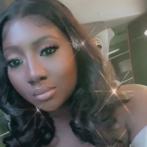 Meet your Posher, Sheniesha